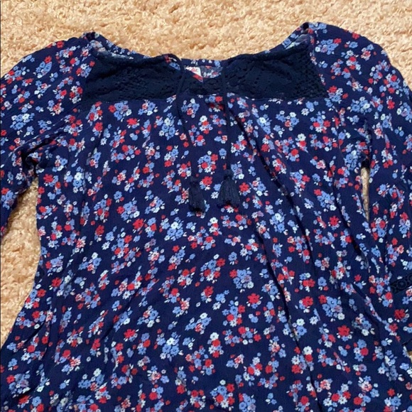 Flowy spring time shirt - Picture 3 of 3